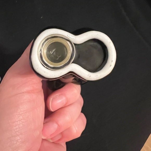 White and Black Body Figurine Salt and Pepper Shakers - Picture 5 of 8